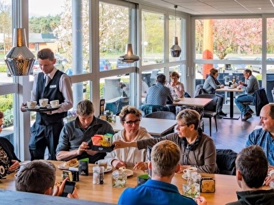 Die Brasserie Hotel Restaurant Asteria Venray | Gemütlicher Nachmittag