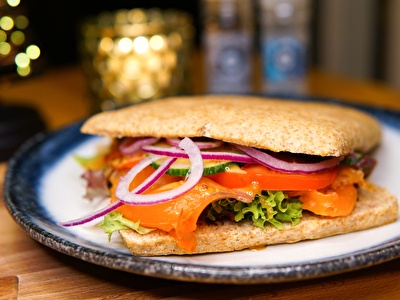 Mittagessen Restaurant Asteria | Lachs-Sandwich | Hotel Asteria Venray