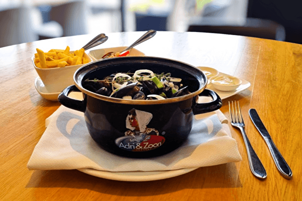 Mosselen op het terras bij Restaurant BØFF