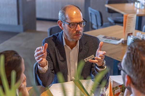 Meeting request Asteria/ZaalZeven Venray